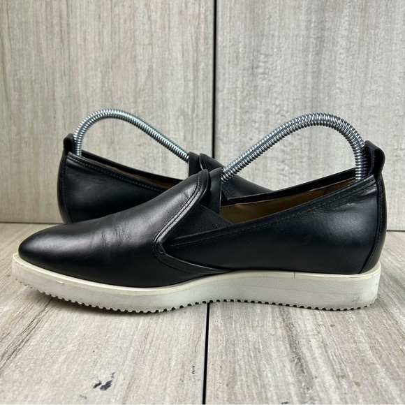 Everlane The Leather Street Shoe Pointed Slip On Black Sneaker Women's Size 7.5 - Picture 2 of 10